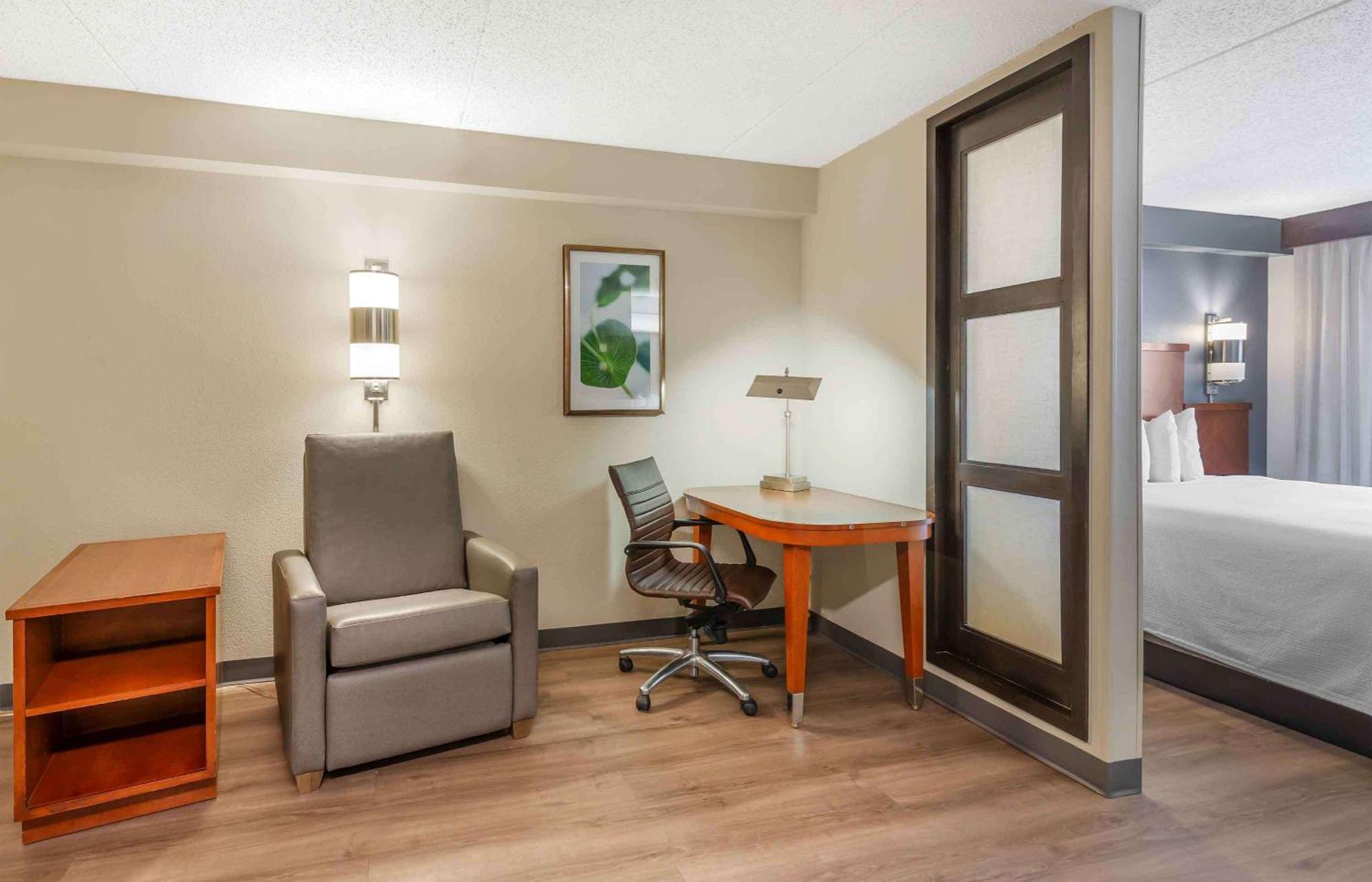 Extended Stay America Premier Suites - Cleveland - Independence Εξωτερικό φωτογραφία