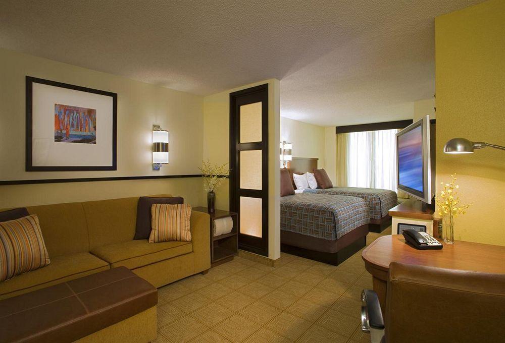 Extended Stay America Premier Suites - Cleveland - Independence Εξωτερικό φωτογραφία